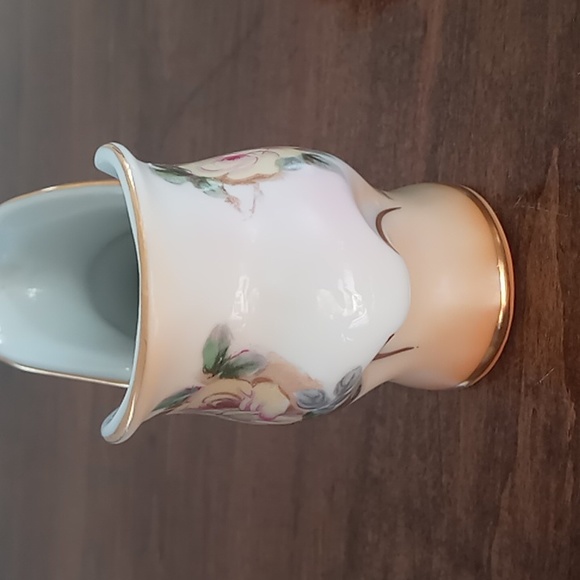 A.A. Importing Company from Japan Vintage Porcelain Flowered Shoes - Picture 11 of 12